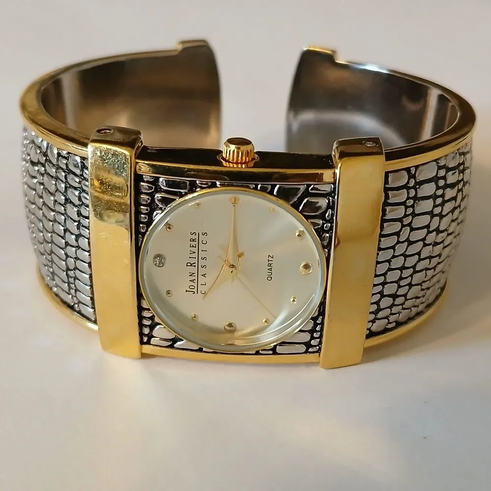 Joan Rivers watch running
